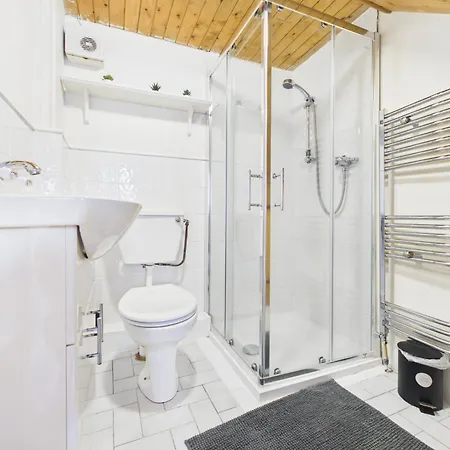 Tadpole Holiday home